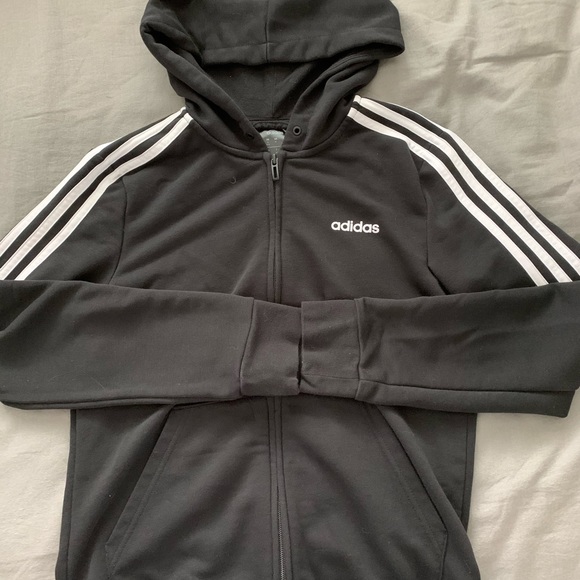 adidas joggers and sweater - Picture 2 of 2